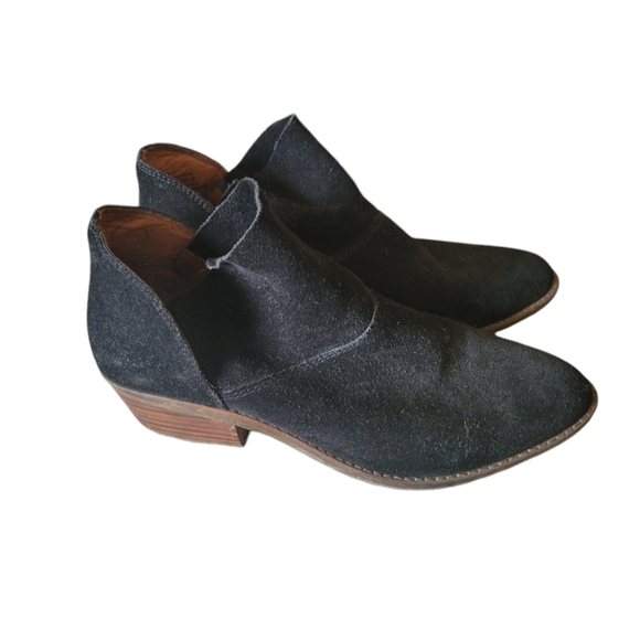 Lucky Brand Black Suede Leather Split Side Bootie Ankle Boots Size 8.5 Slip On - Picture 3 of 4